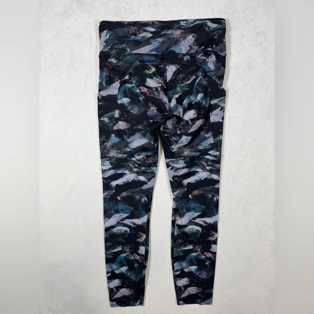 Lululemon Athletica Size 8 Align Abstract Multicolor Leggings